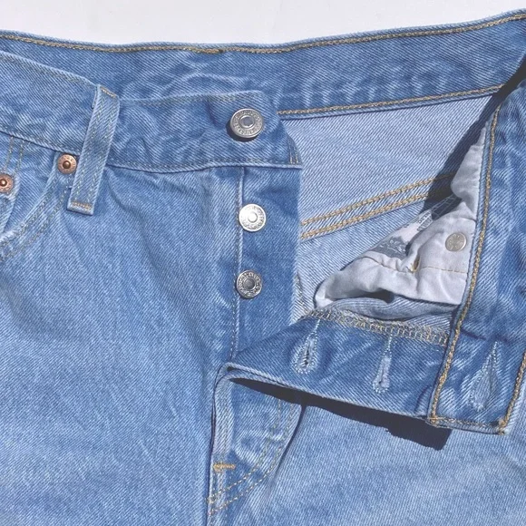 LEVI’s 501 Cutoff Denim Shorts - Picture 3 of 5